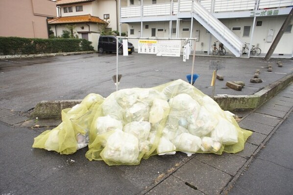 コーポ鶴田の物件外観写真